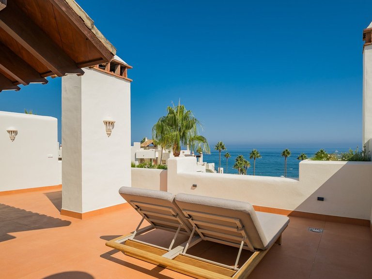 Penthouse for Sale in New Golden Mile, Malaga 31