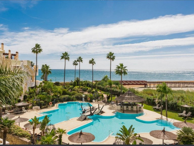 Penthouse for Sale in New Golden Mile, Malaga 43