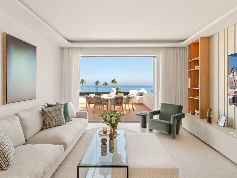 Penthouse for Sale in New Golden Mile, Malaga 7
