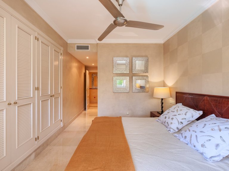 Apartment for Sale in Marbella, Malaga 14