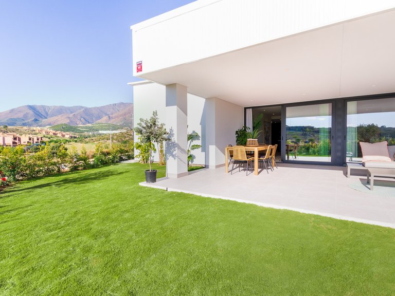 Apartment for Sale in Estepona, Malaga 2