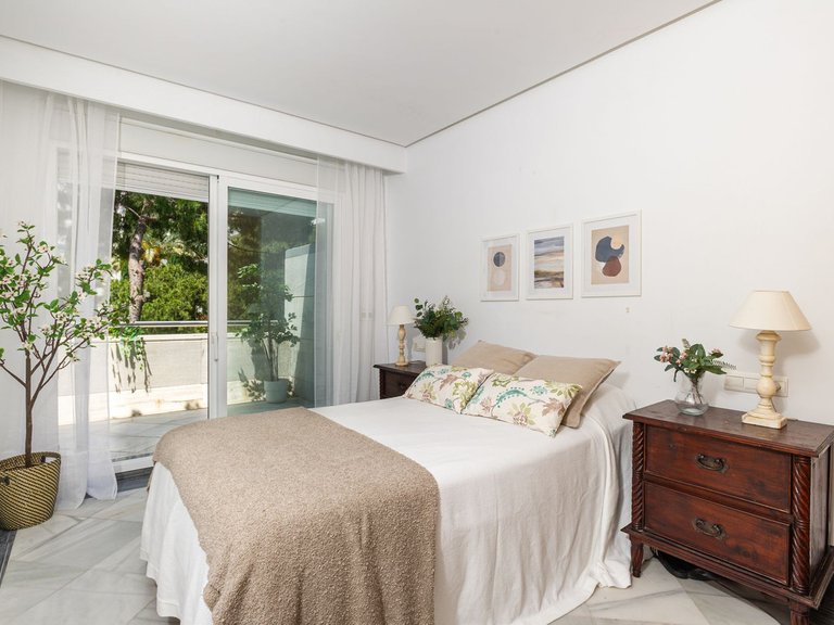 Apartment for Sale in Marbella, Malaga 8