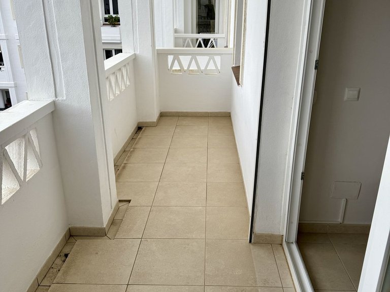 Apartment for Sale in La Campana, Malaga 16