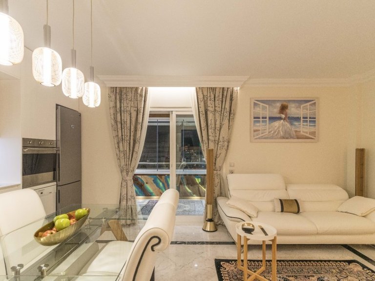 Apartment for Sale in Puerto Banús, Malaga 11