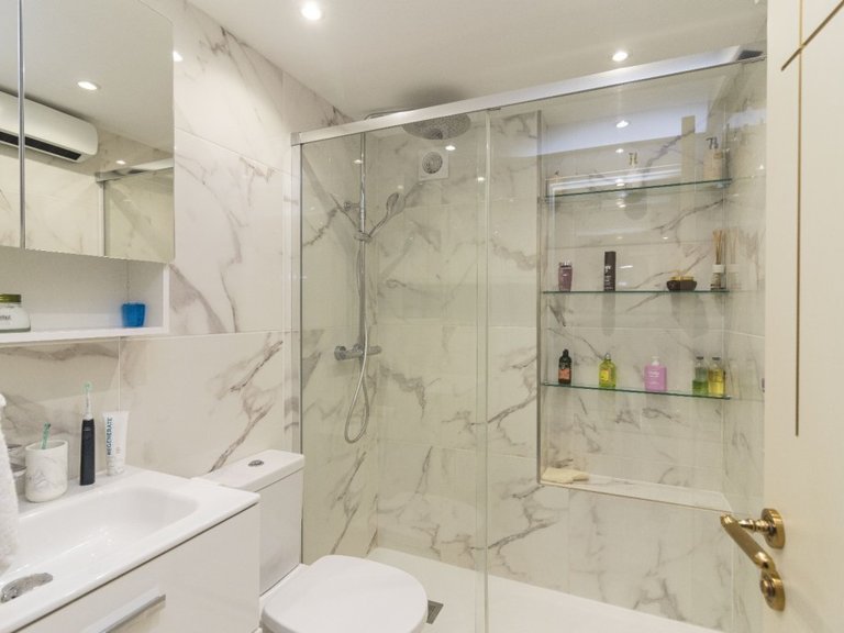 Apartment for Sale in Puerto Banús, Malaga 14