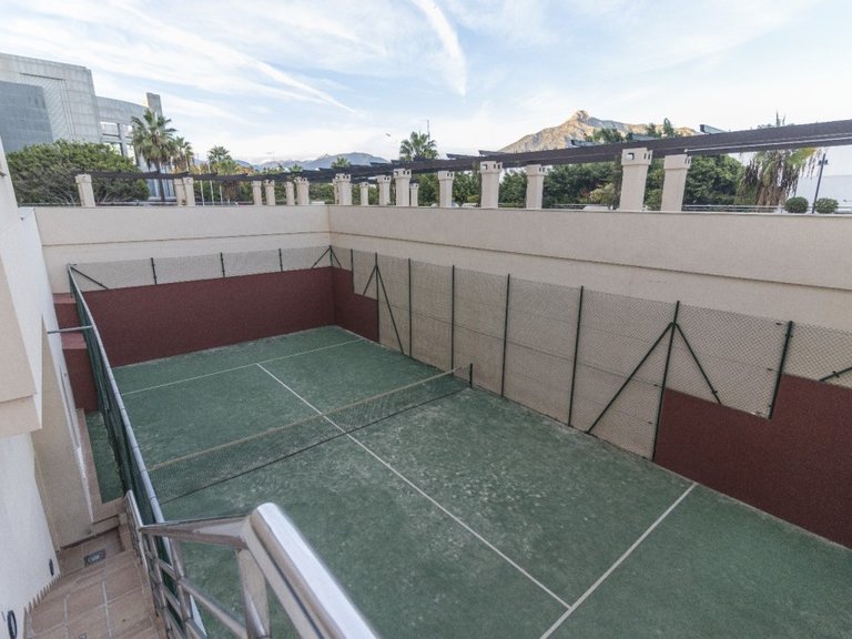 Apartment for Sale in Puerto Banús, Malaga 18