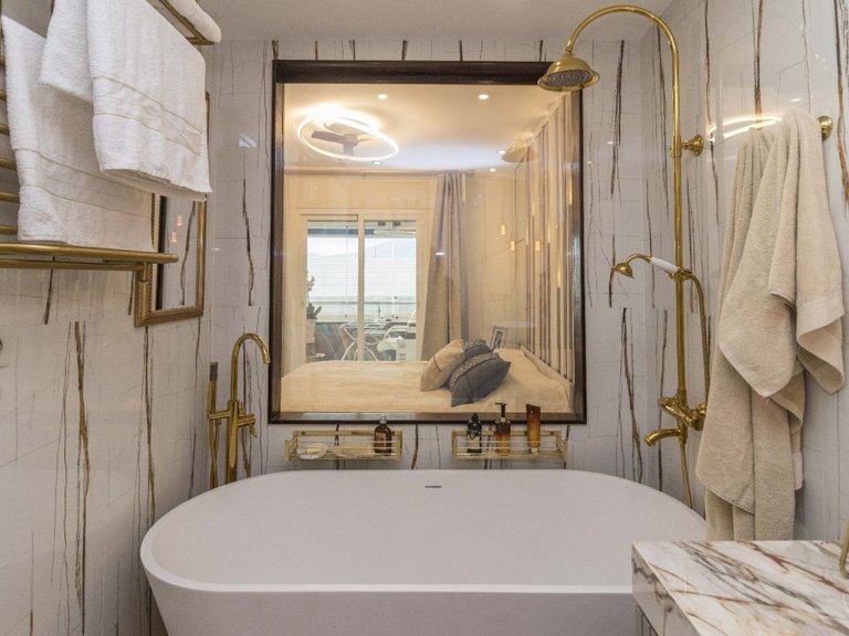 Apartment for Sale in Puerto Banús, Malaga 8