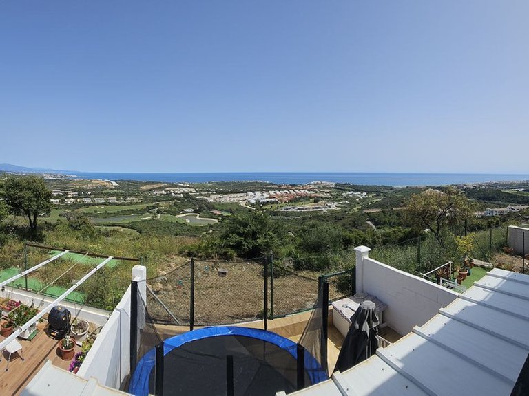 Apartment for Sale in Casares, Malaga 1