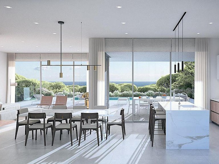 Villa for Sale in New Golden Mile, Malaga 3