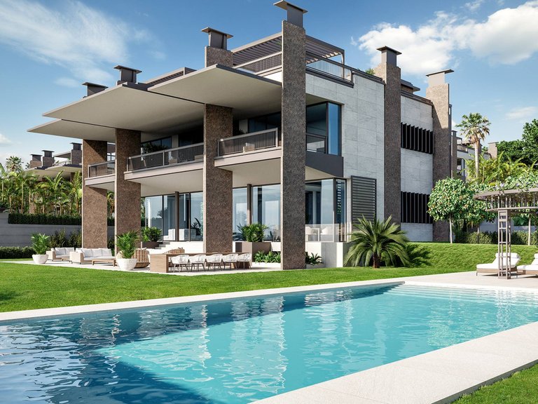 Villa for Sale in Puerto Banús, Malaga 2