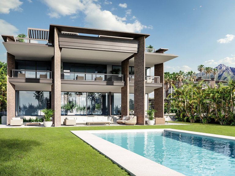 Villa for Sale in Puerto Banús, Malaga 3