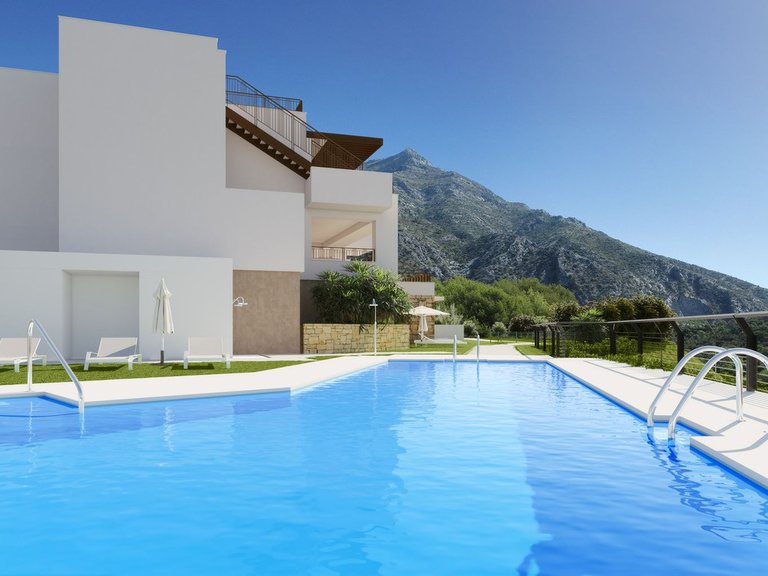 Penthouse for Sale in Marbella, Malaga 2