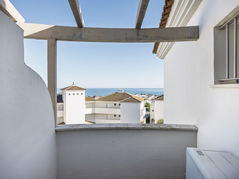 Apartment for Sale in La Duquesa, Malaga 19