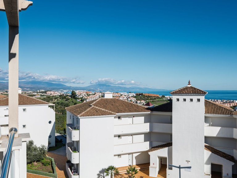 Apartment for Sale in La Duquesa, Malaga 20