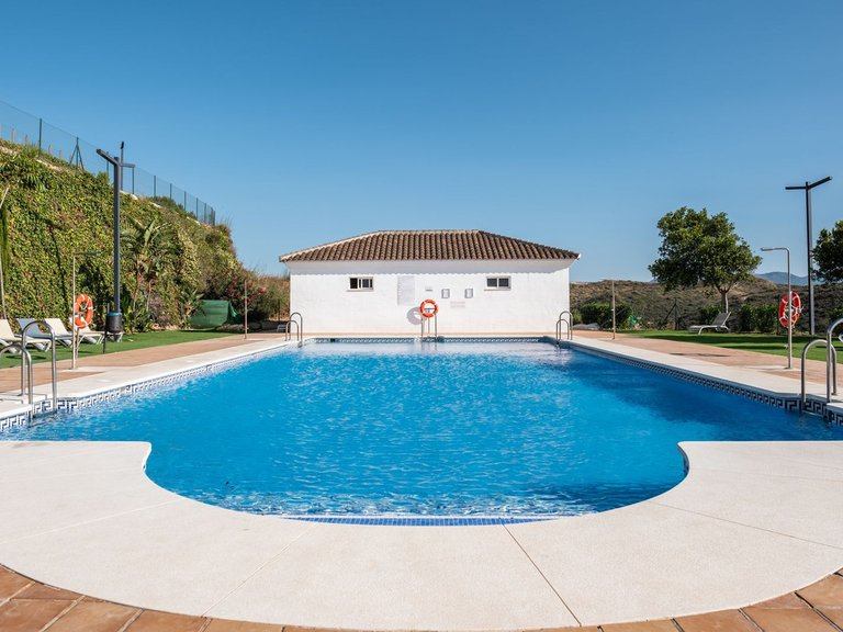 Apartment for Sale in La Duquesa, Malaga 22