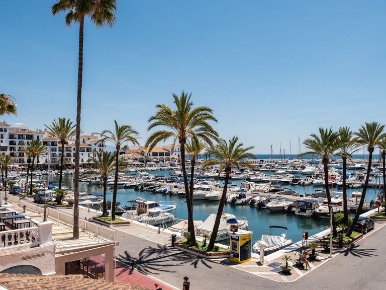 Apartment for Sale in La Duquesa, Malaga 29