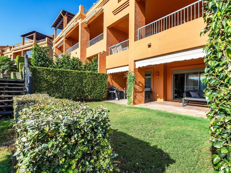 Apartment for Sale in Benahavís, Malaga 1