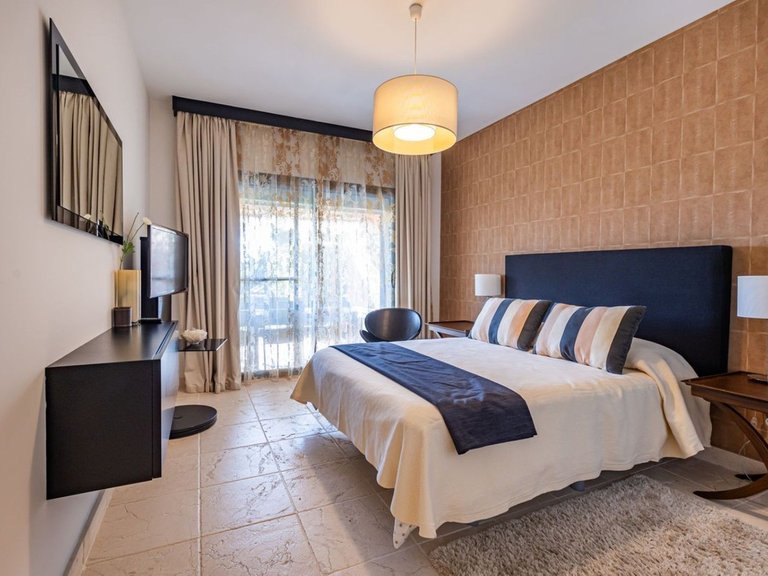Apartment for Sale in Benahavís, Malaga 13