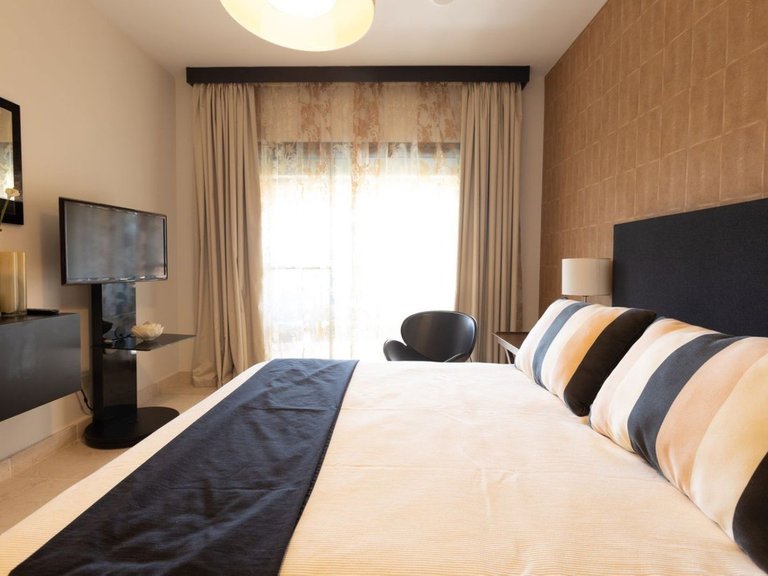 Apartment for Sale in Benahavís, Malaga 14