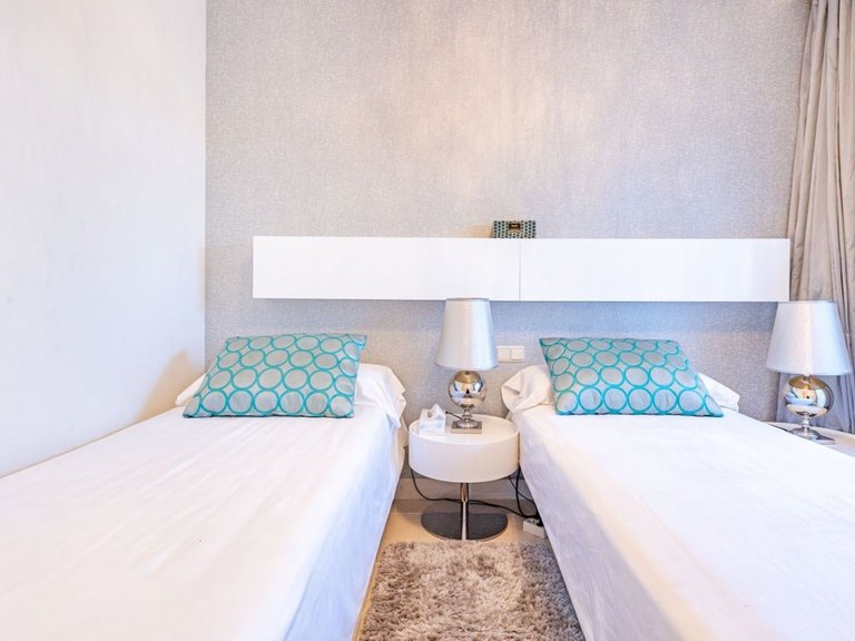 Apartment for Sale in Benahavís, Malaga 18
