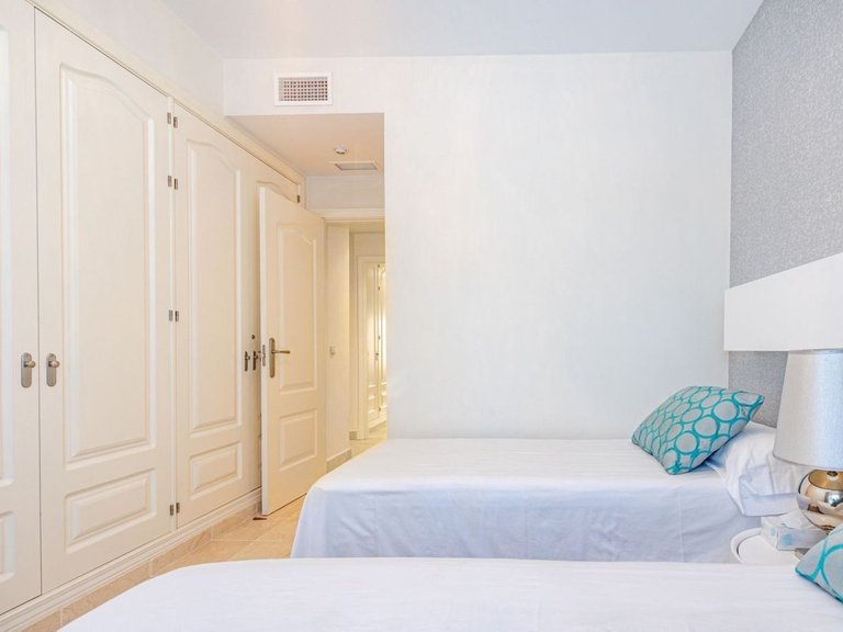 Apartment for Sale in Benahavís, Malaga 20