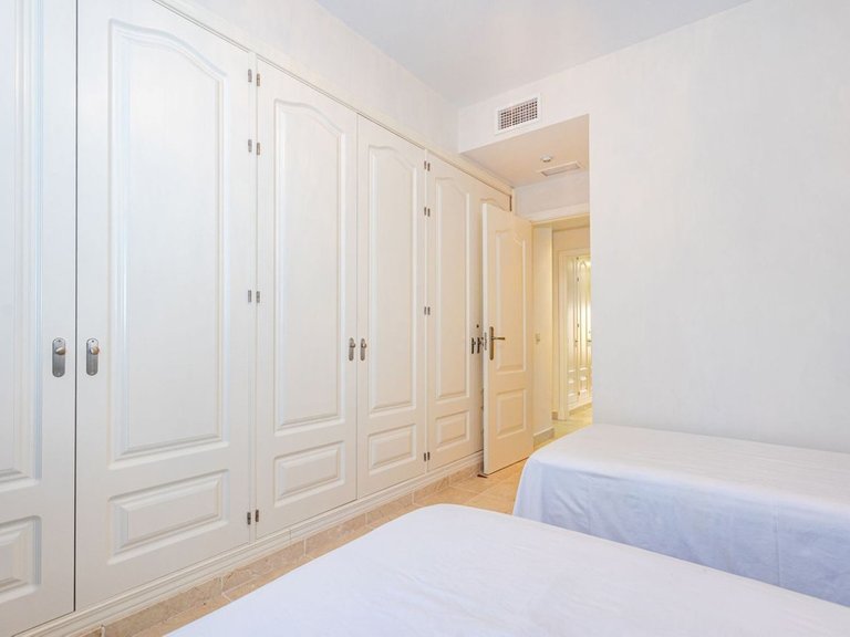 Apartment for Sale in Benahavís, Malaga 21
