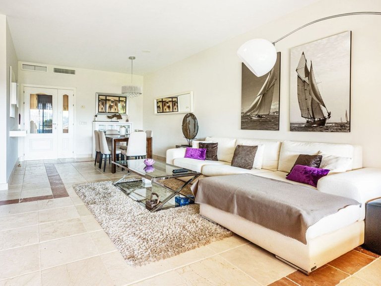 Apartment for Sale in Benahavís, Malaga 5