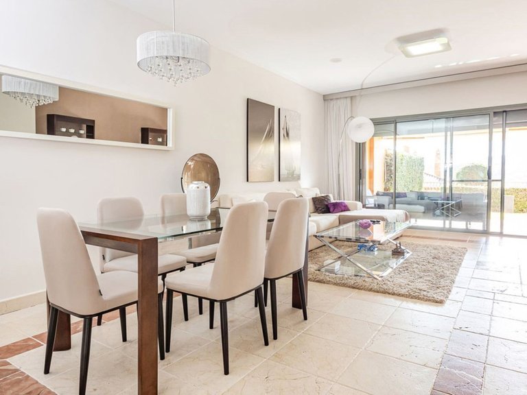 Apartment for Sale in Benahavís, Malaga 6