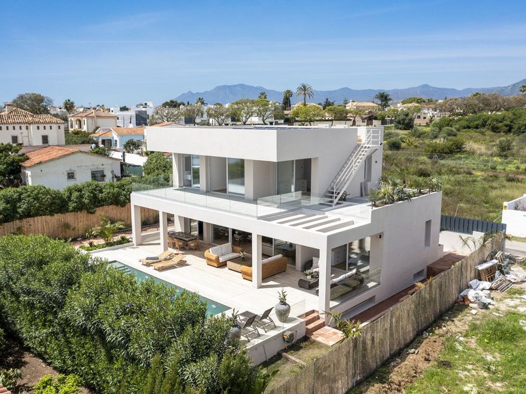 Villa for Sale in San Pedro De Alcántara, Malaga 27