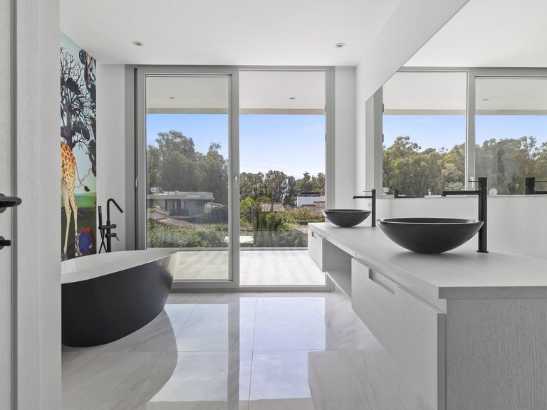 Villa for Sale in San Pedro De Alcántara, Malaga 6