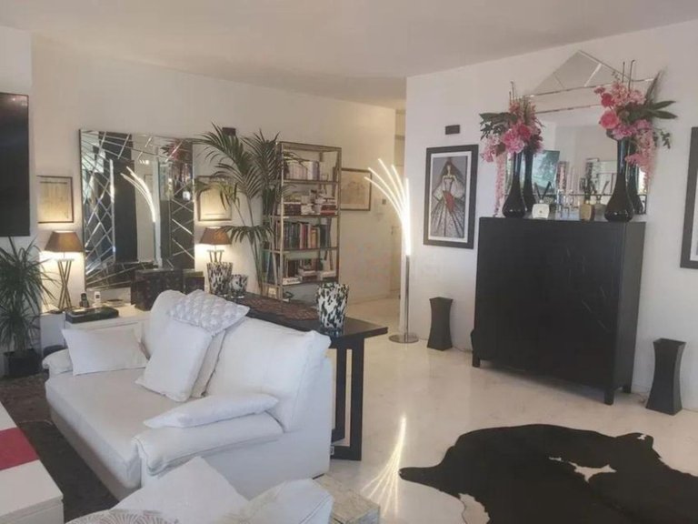 Apartment for Sale in Marbella, Malaga 11