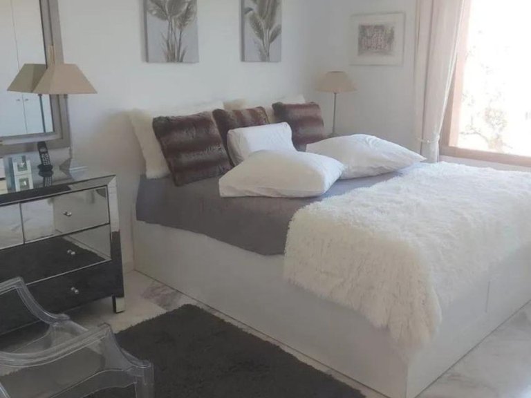 Apartment for Sale in Marbella, Malaga 15