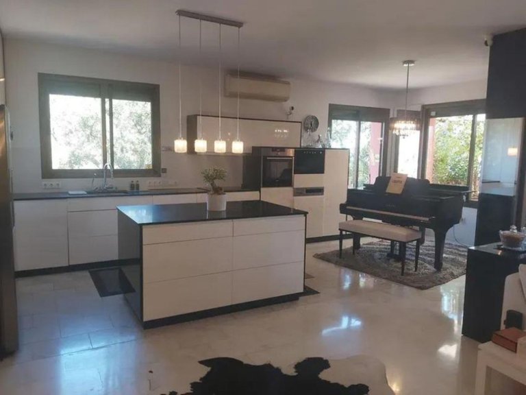Apartment for Sale in Marbella, Malaga 4