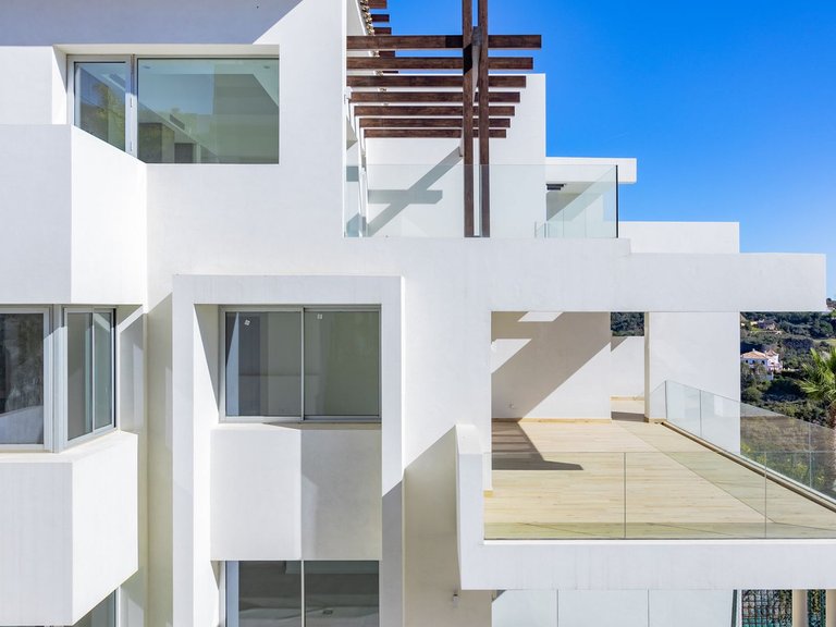 Apartment for Sale in Marbella, Malaga 7