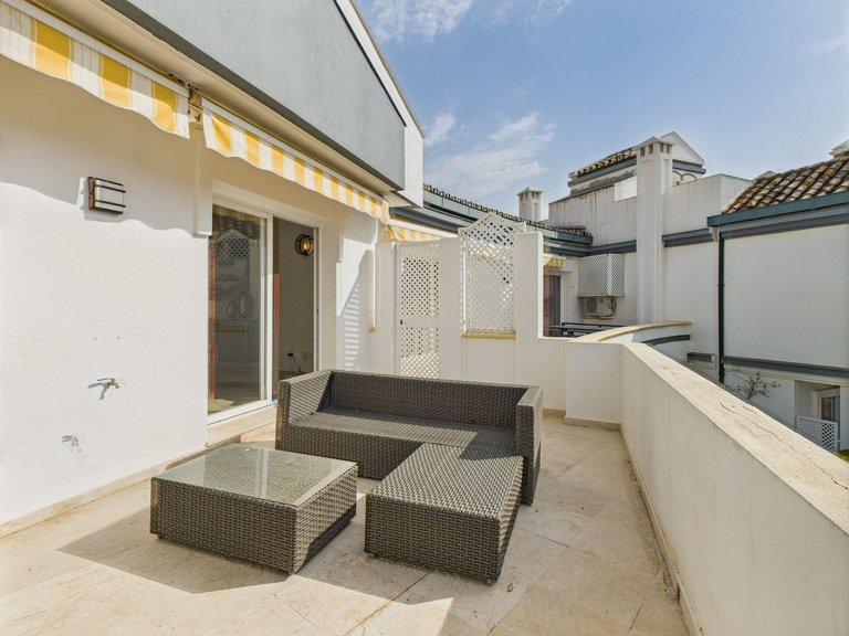 Apartment for  in Estepona, Malaga 20