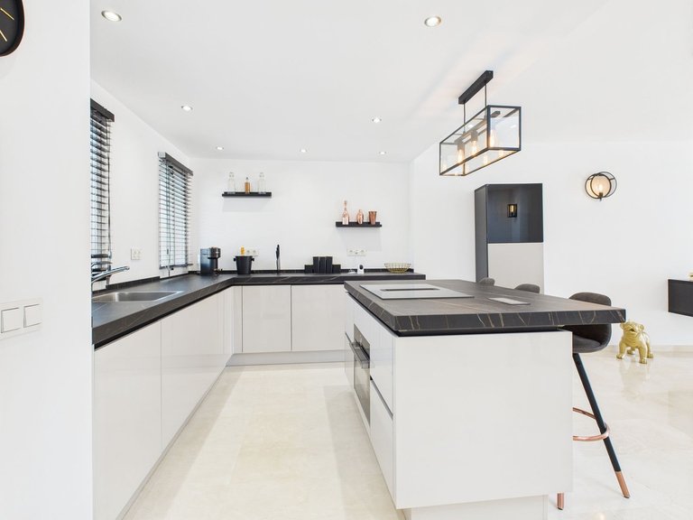 Apartment for  in Estepona, Malaga 6