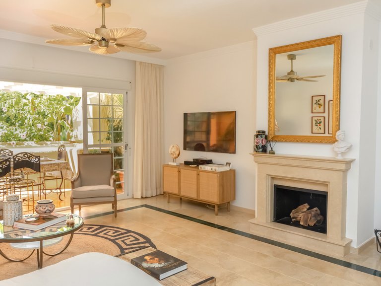 Town House for Sale in Costa del Sol Nagüeles, Malaga 19