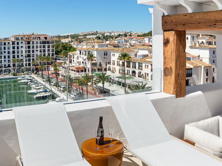 Apartment for Sale in La Duquesa, Malaga 41