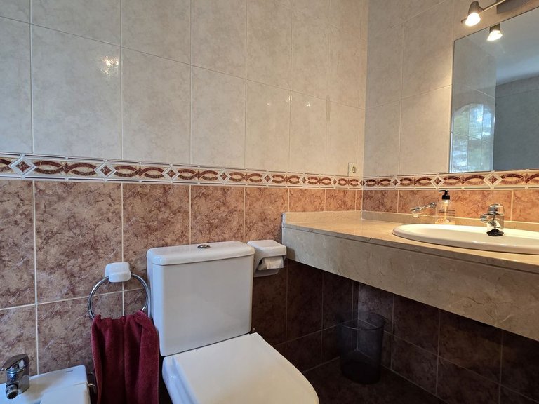 Apartment for Sale in Nueva Andalucía, Malaga 16