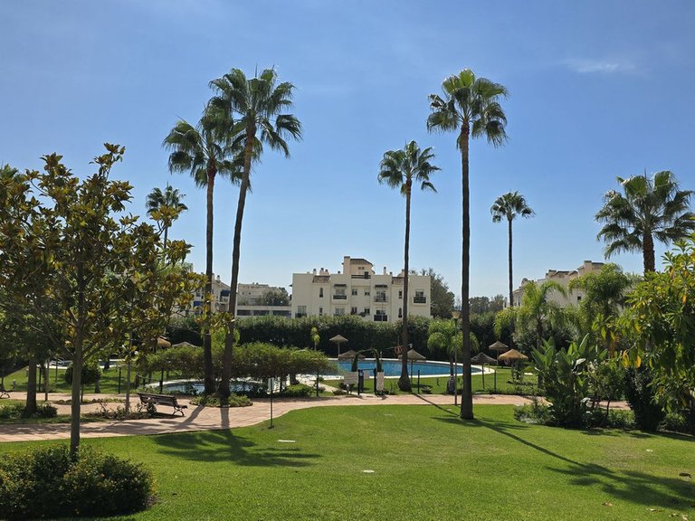 Apartment for Sale in Nueva Andalucía, Malaga 25