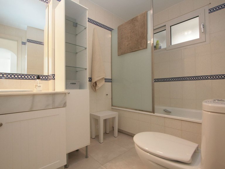 Apartment for Sale in Costa del Sol Fuengirola, Malaga 6