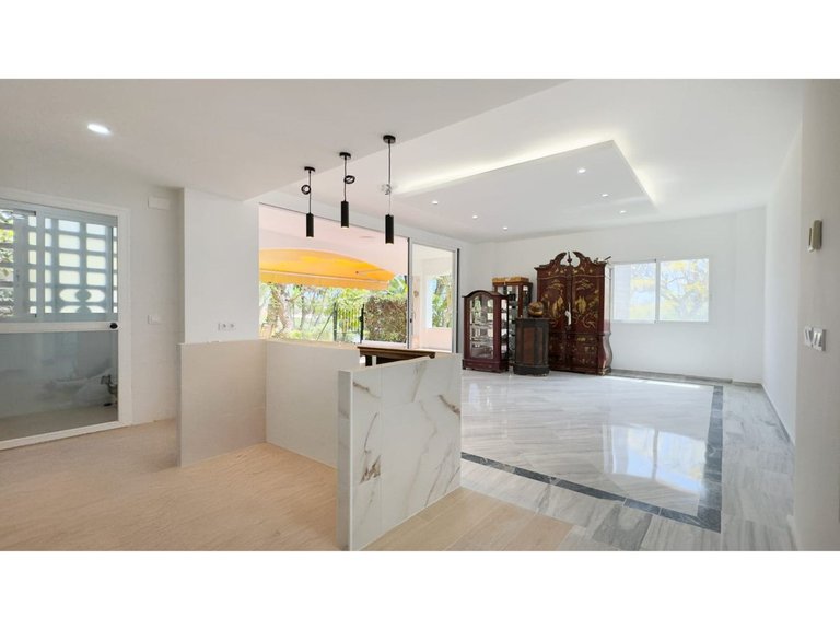 Apartment for Sale in Marbella, Malaga 8