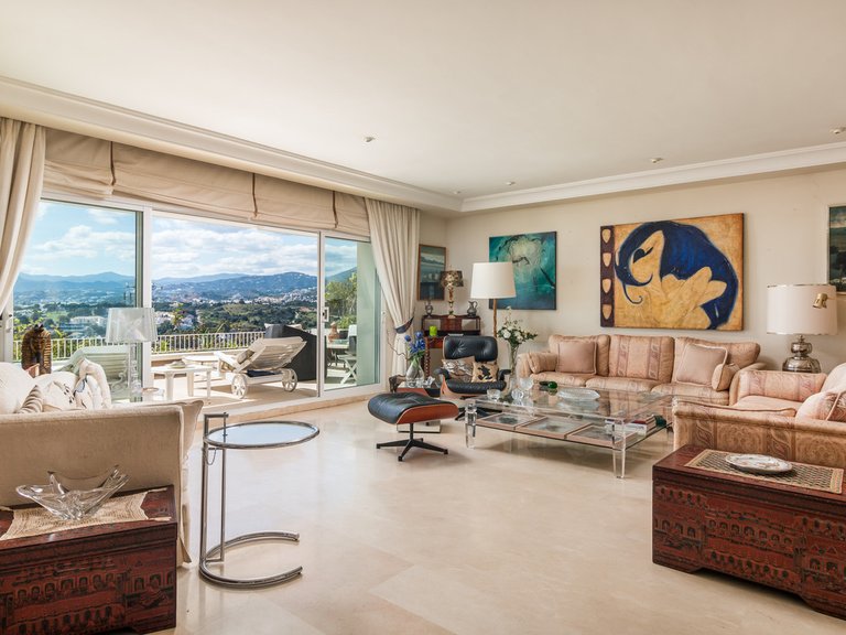 Apartment for Sale in The Golden Mile, Malaga 13