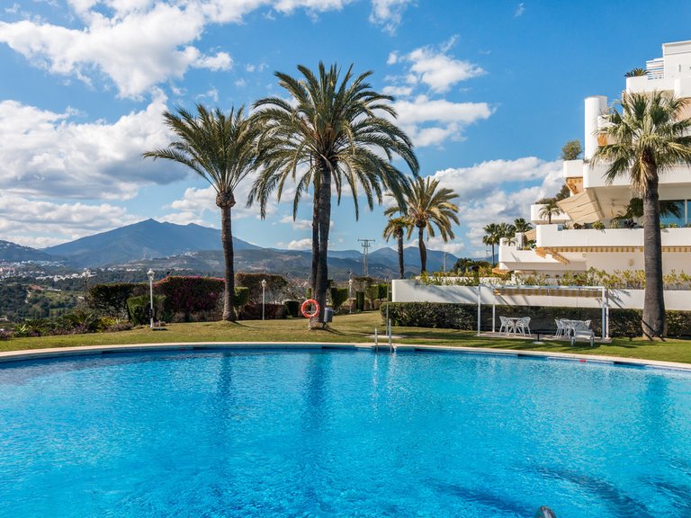 Apartment for Sale in The Golden Mile, Malaga 15