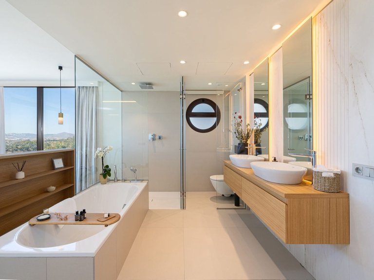 Apartment for Sale in Fuengirola, Malaga 37