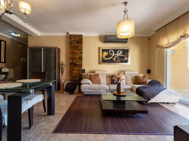 Apartment for Sale in Arroyo De La Miel, Malaga 18