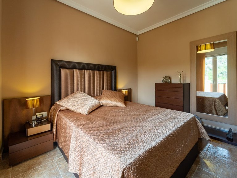 Apartment for Sale in Arroyo De La Miel, Malaga 24