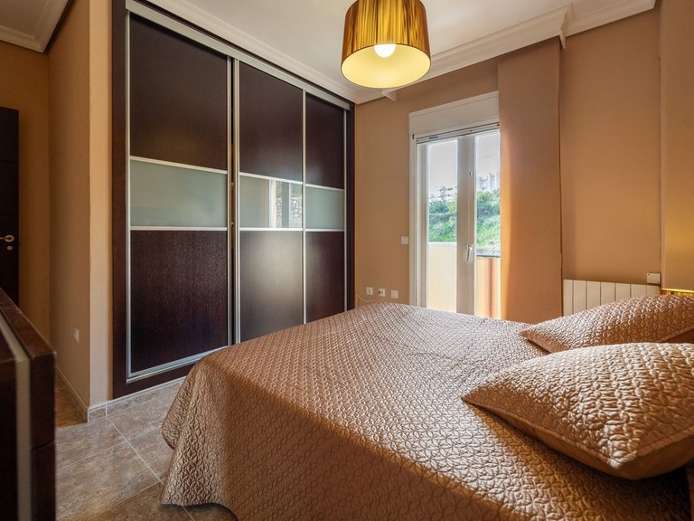 Apartment for Sale in Arroyo De La Miel, Malaga 25