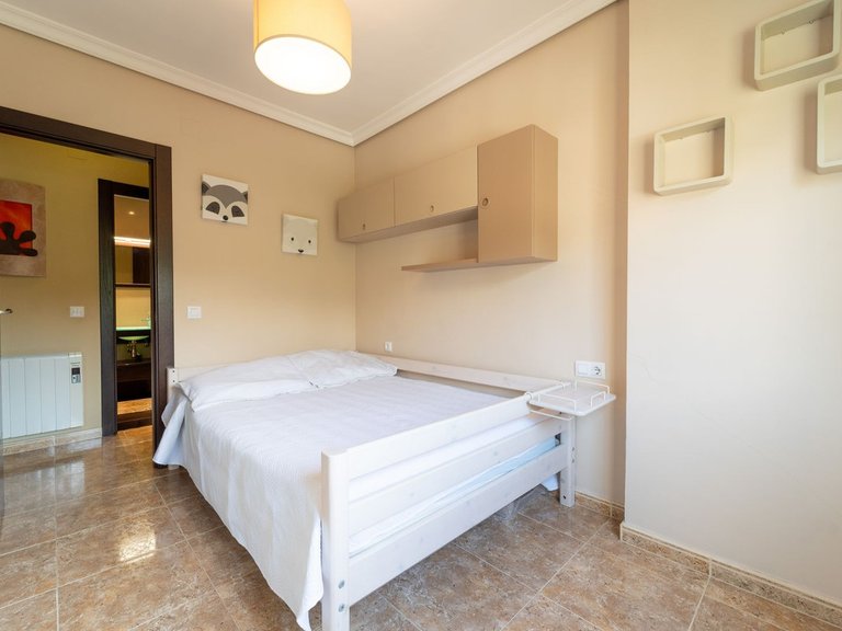 Apartment for Sale in Arroyo De La Miel, Malaga 38