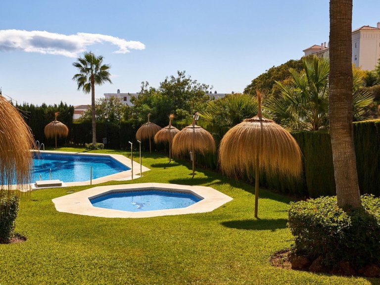 Apartment for Sale in Arroyo De La Miel, Malaga 49